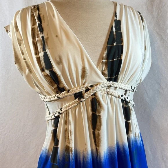 VENUS Tie Dye Dress with adorable braided detail. - Picture 3 of 9